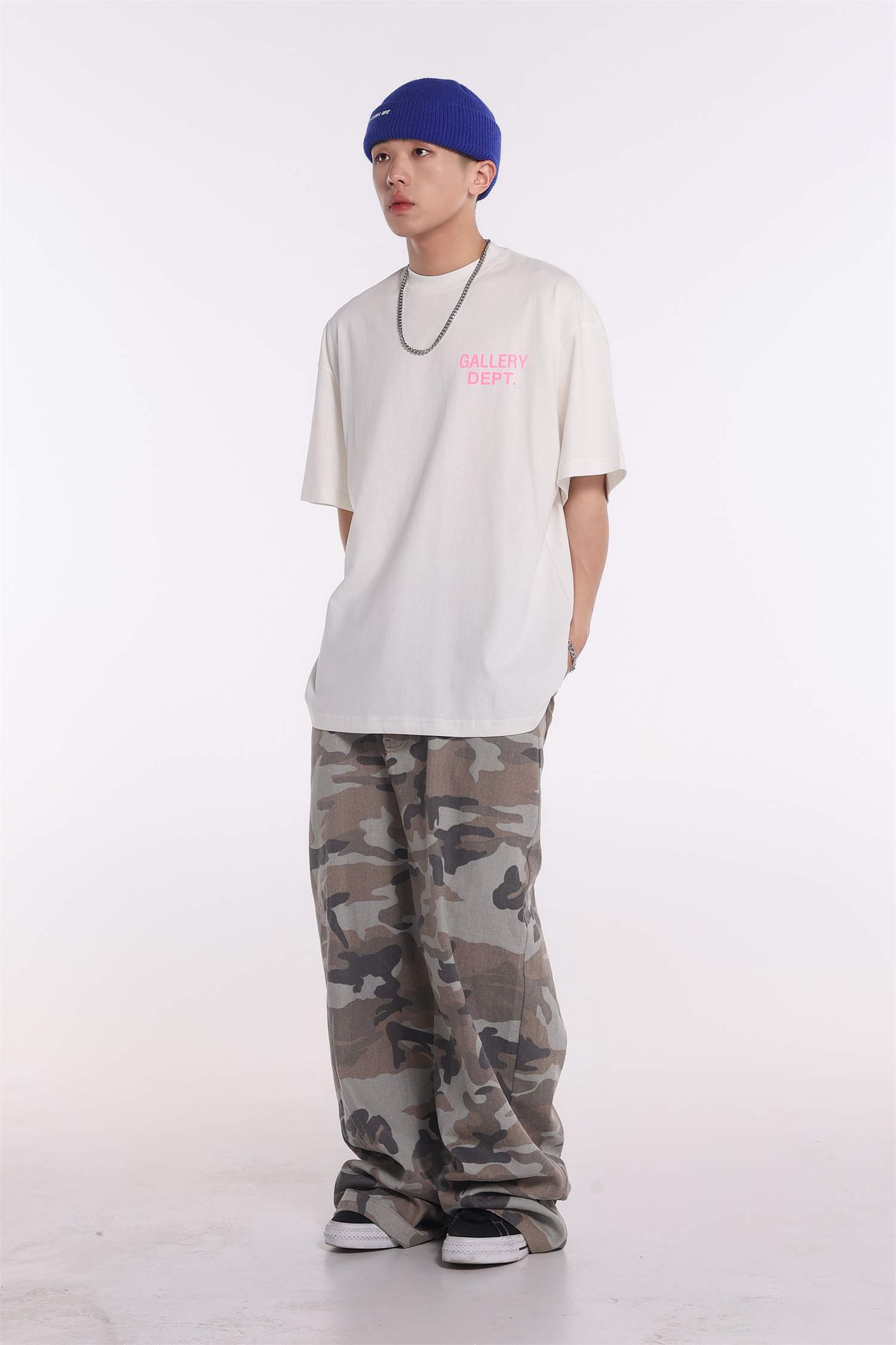 GALLERY DEPT New T-shirt D11