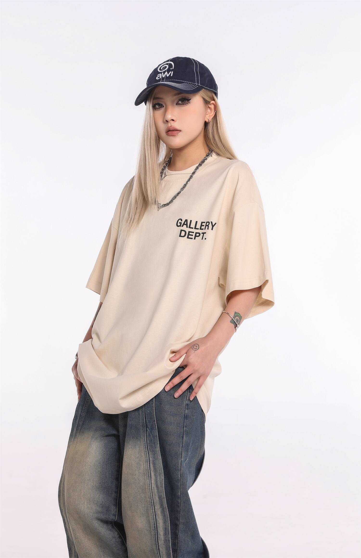 GALLERY DEPT New T-shirt D44